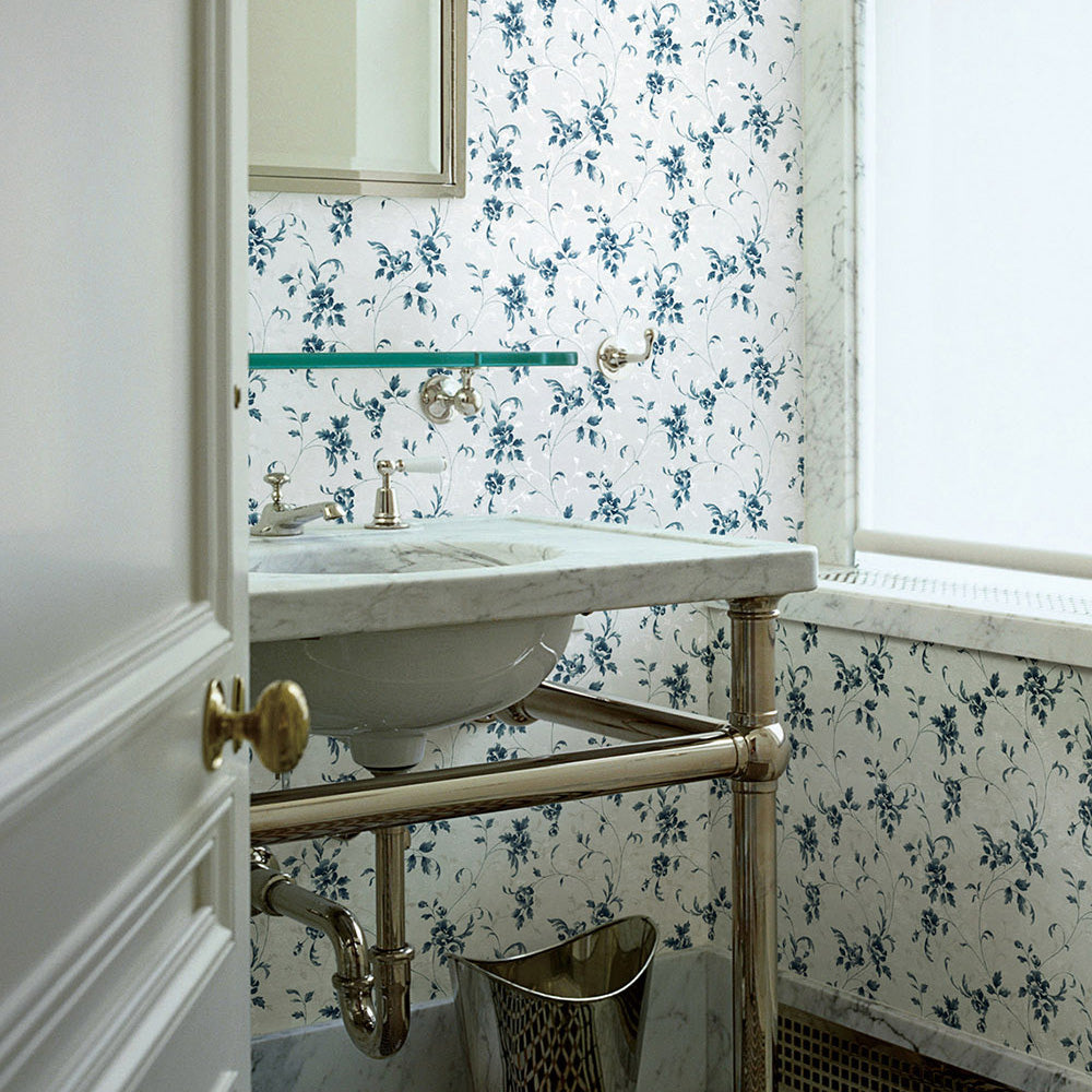 【消臭・汚れ防止】ブルーの植物柄|LV2586|のり付き壁紙