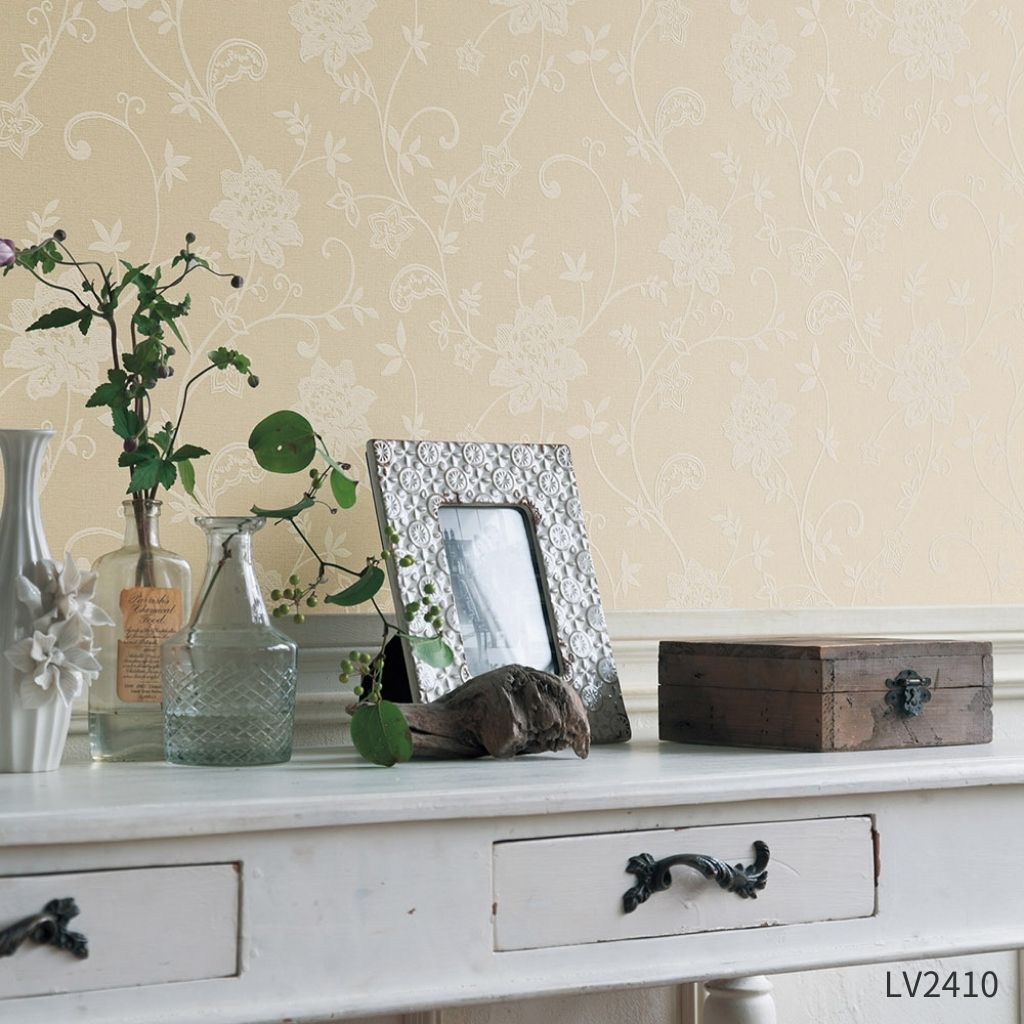 裏庭の花壇|LV2410・LV2411|のり付き壁紙