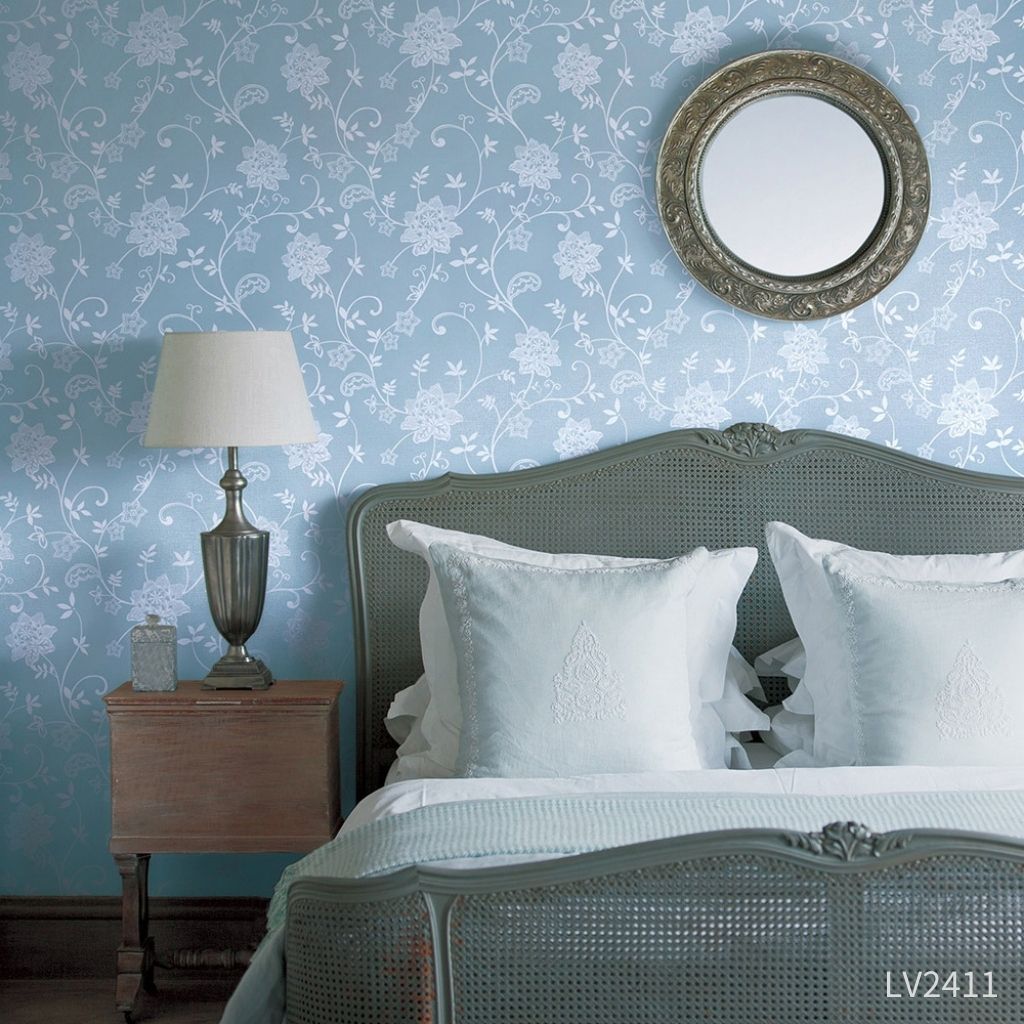 裏庭の花壇|LV2410・LV2411|のり付き壁紙