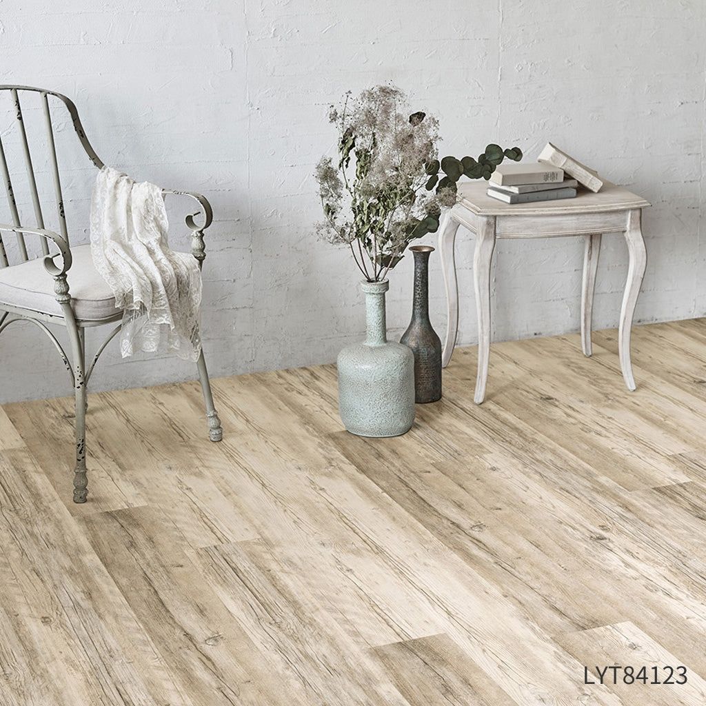 ホワイトパイン<エルワイタイル>|サンプル