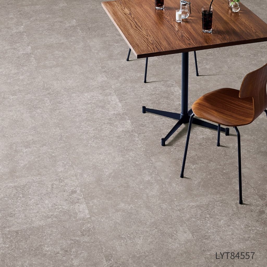 クリフストーン〈エルワイタイル〉|ケース売り(18枚入り 約3.76㎡分)