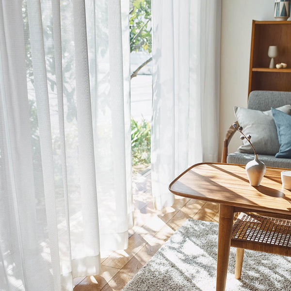 モダンのカーテン