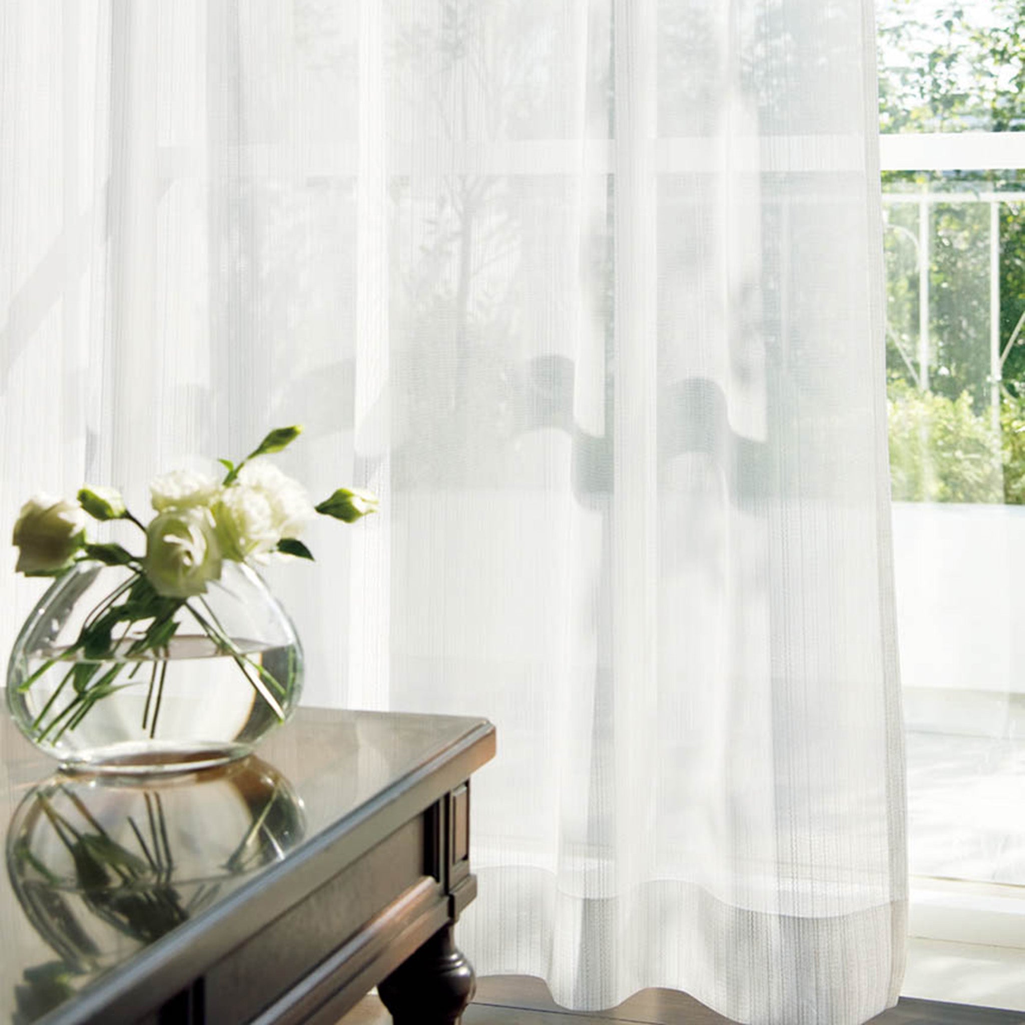 ミラーレースのカーテン