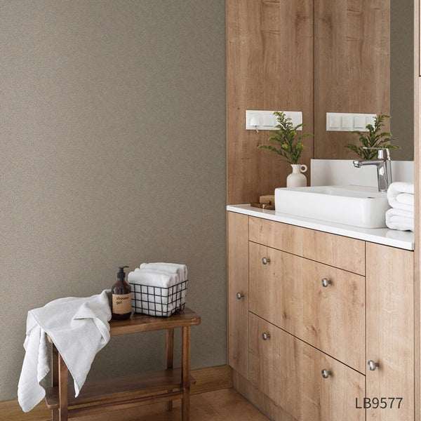 LB9577_model_600x600_crop_cent