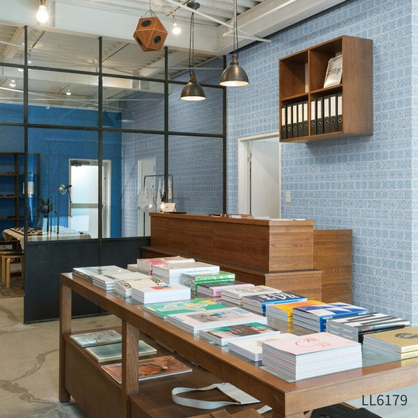 LL6179_model_600x600_crop_cent