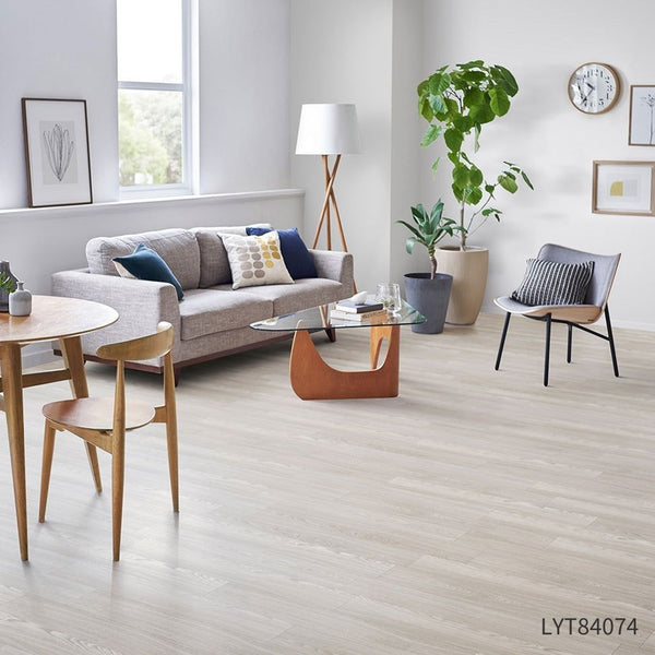 LYT84074_model_600x600_crop_ce